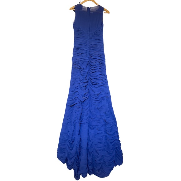 Ruched Prom dress/ Gown - Picture 4 of 7